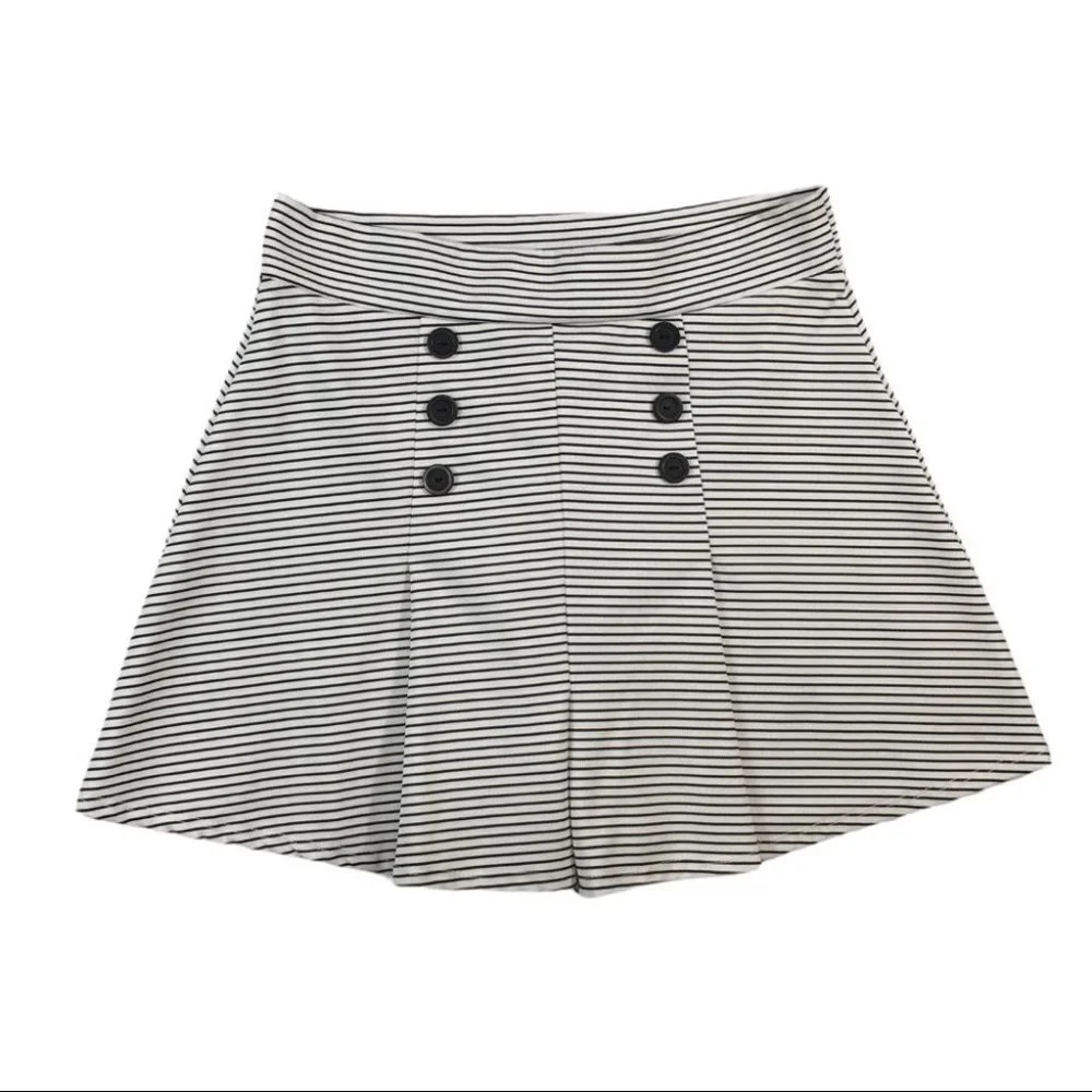 BT162 Forever 21 Sailor Button Pleated Skirt L